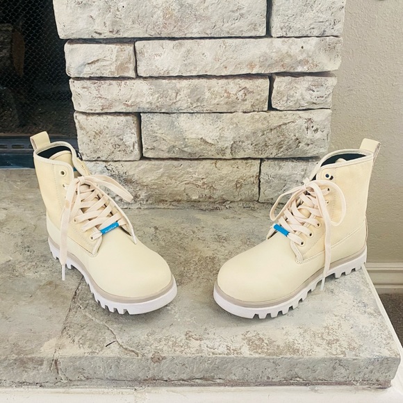 NATIVE Sneakers Johnny Treklite Bone White/Shell - Picture 10 of 16